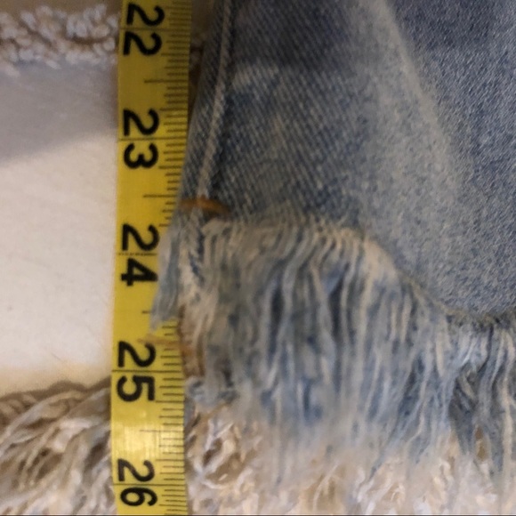 ♥️Kendall and Kylie Distressed Denim - Picture 9 of 11